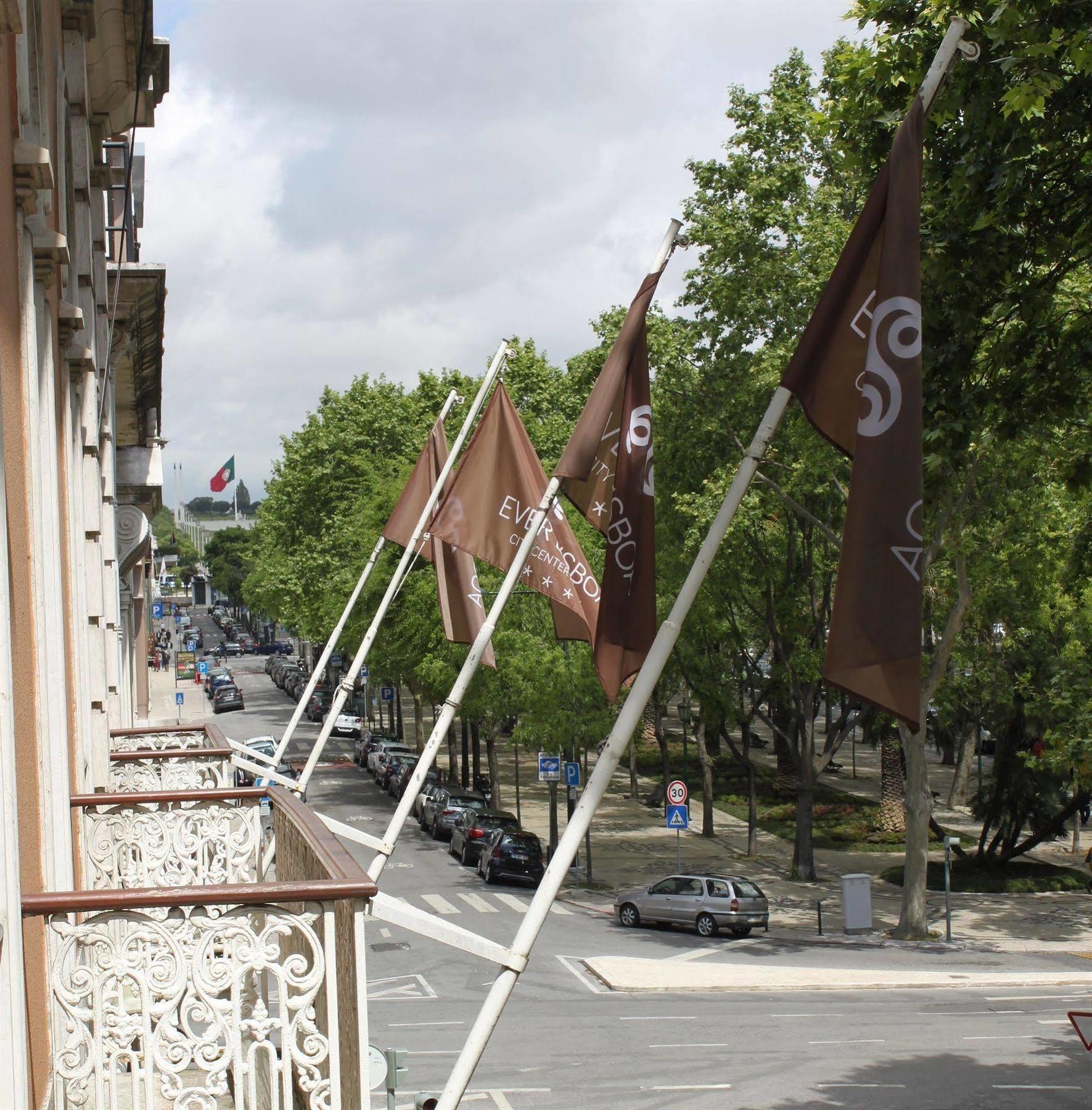 Ever Lisboa City Center Hotel Exterior photo