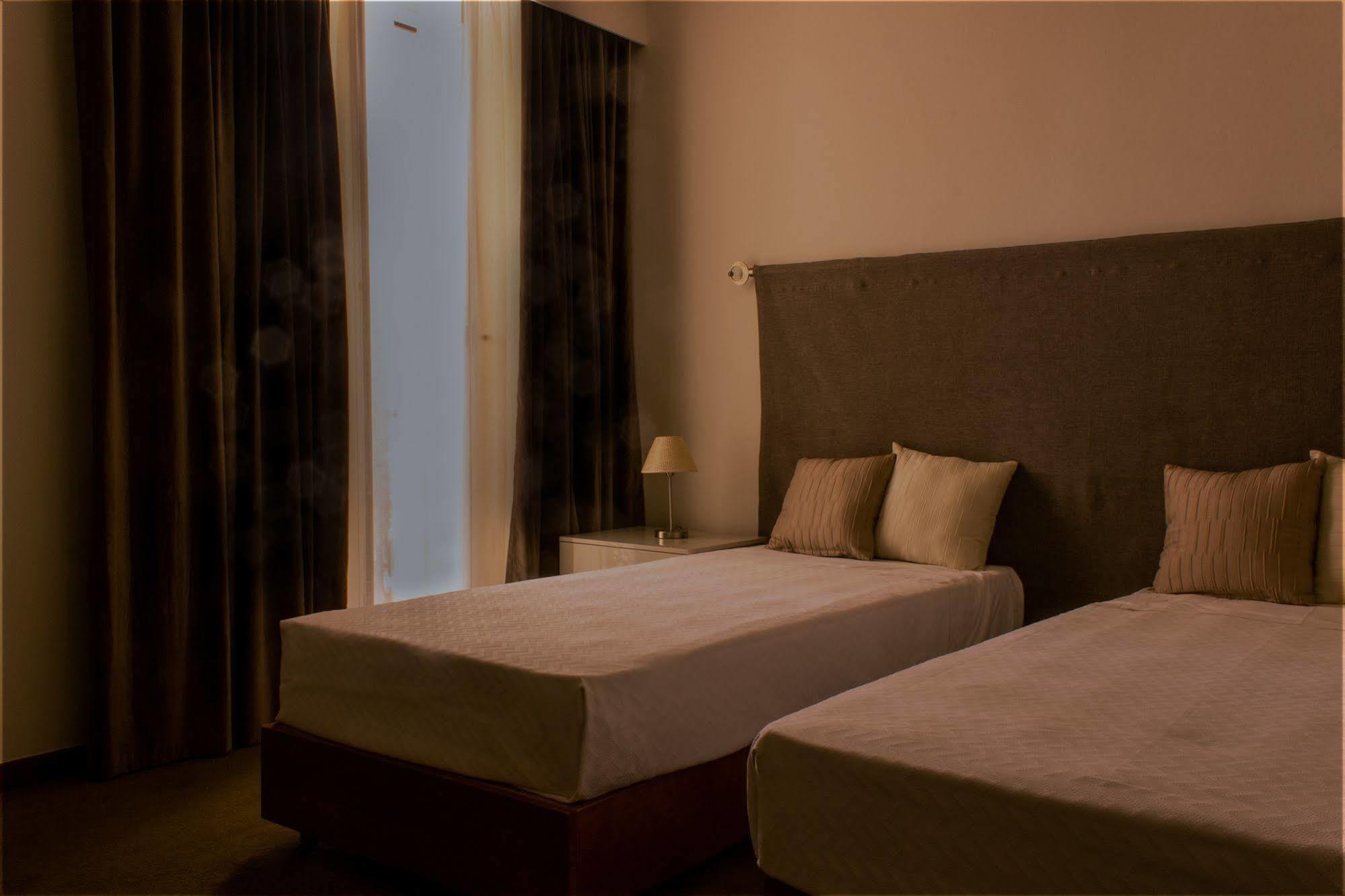 Ever Lisboa City Center Hotel Exterior photo