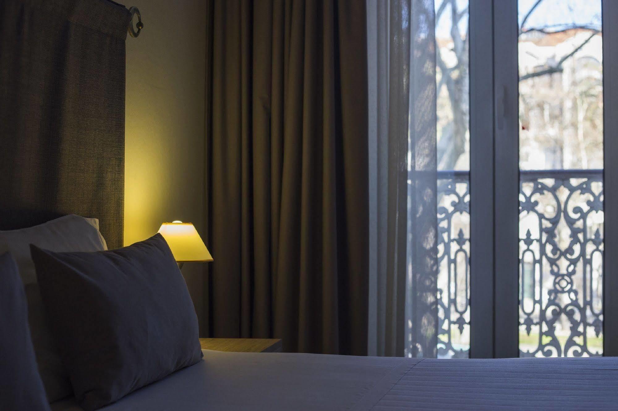 Ever Lisboa City Center Hotel Exterior photo